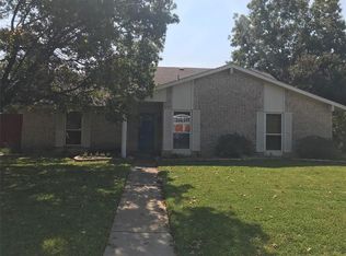 3320 Fontaine St, Plano, TX 75075