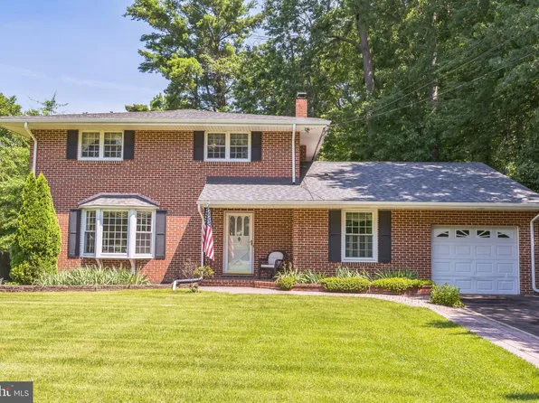 604 Big Oak Rd, Yardley, PA 19067