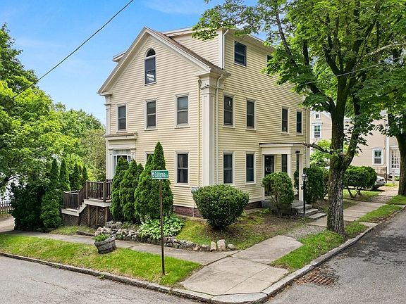 5th image of 10-12 Walnut St