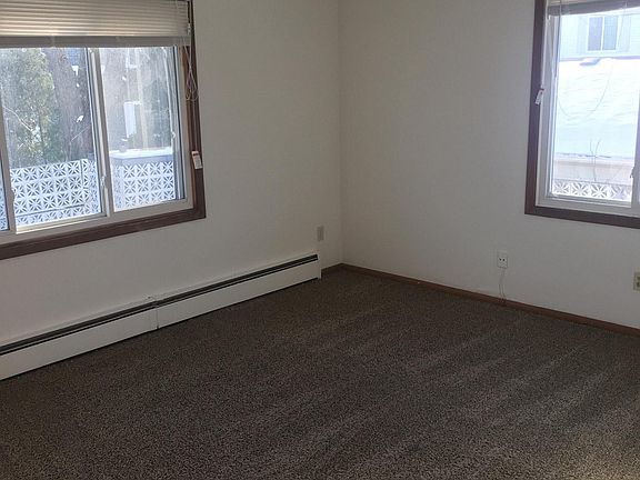 3rd image of 4001 Mavelle Dr APT 202