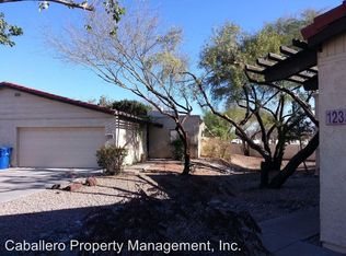 1239 E Bluebell Ln, Tempe, AZ 85281