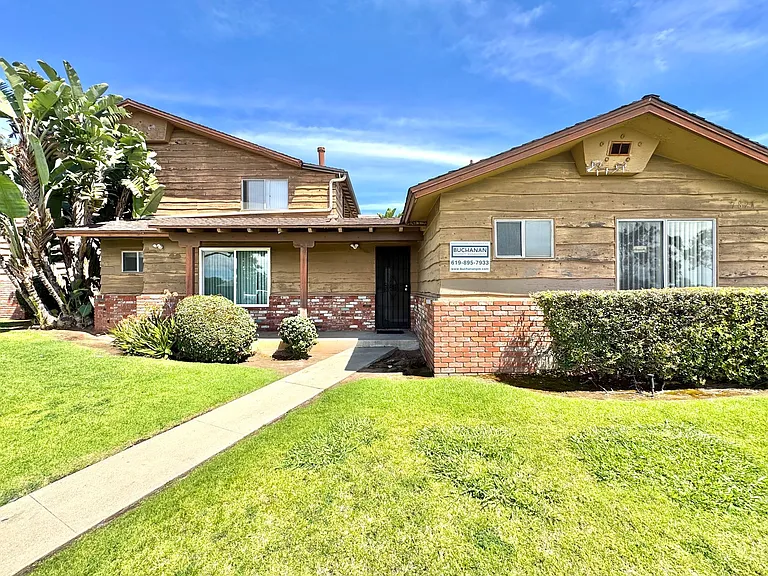7821 Linda Vista Rd. — Photo 8