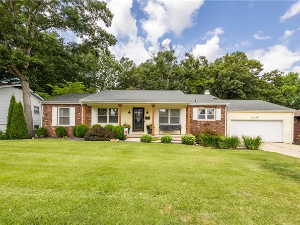 419 Timber Dr, Decatur, IL 62521