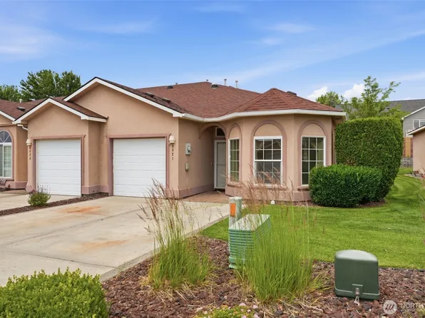9821 Mia Ln, Pasco, WA 99301