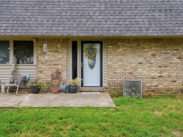 20355 S 85th St E, Webbers Falls, OK 74470