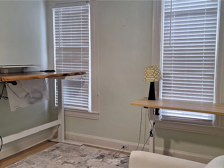 548 S Graham St — Photo 39