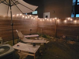 930 S 5th St #1, Philadelphia, PA 19147