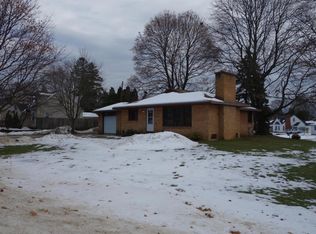 2138 7th St NW, Grand Rapids, MI 49504