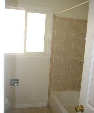 5th image of 520 Civic Center St