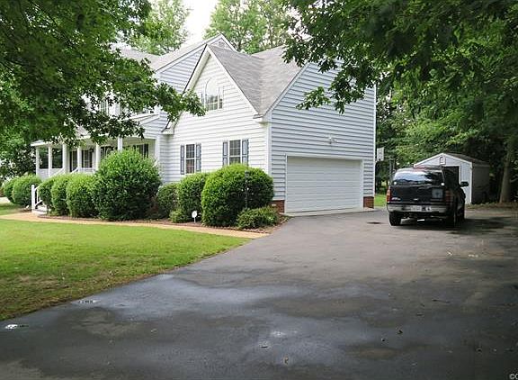3rd image of 14000 Bonjour Ln