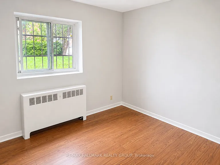 1064 Merivale Rd #2 — Photo 9