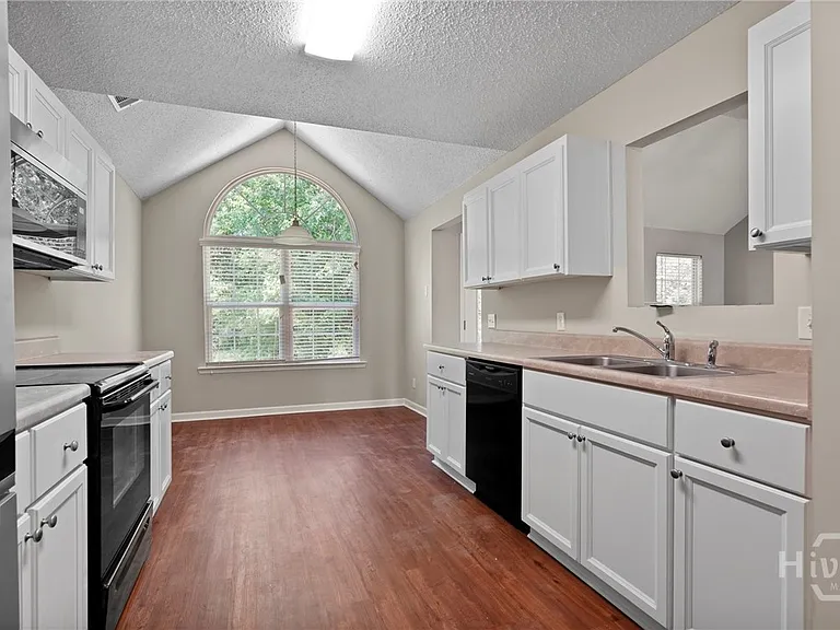 113 Katama Way — Photo 19