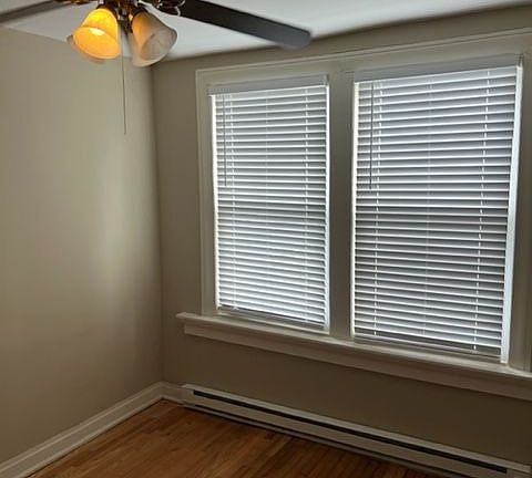 4th image of 700 N Roan St #11