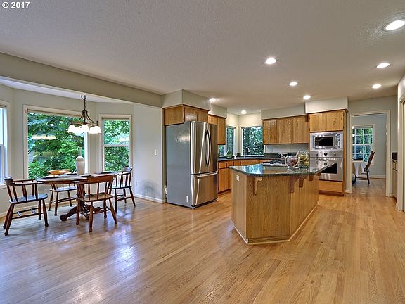 5th image of 10577 NW Lost Park Dr