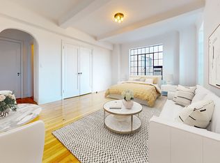 1 Christopher St APT 7J, New York, NY 10014