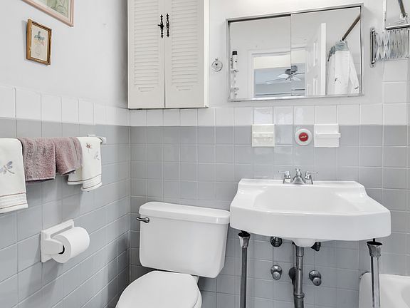 5th image of 411 E 53rd St APT 14E