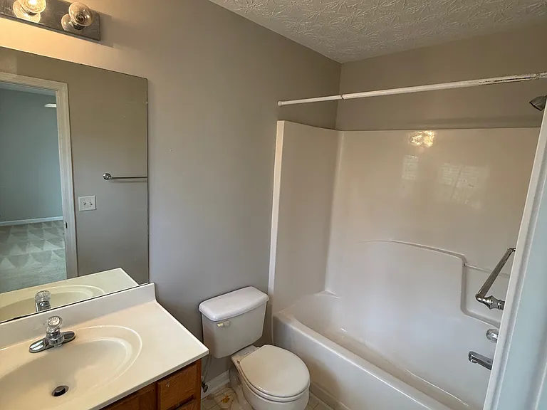 2034 Austin Park Cir — Photo 12