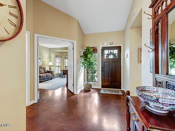 3rd image of 6770 S TAYLOR Drive