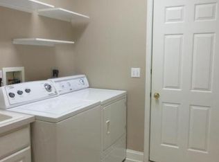 765 Woodfield Dr, Lititz, PA 17543