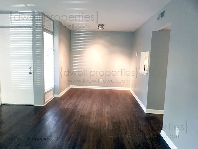 2829 10th Ave S — Photo 2