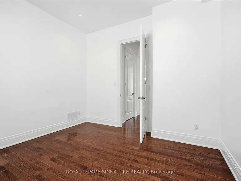 2359 Taylorwood Dr — Photo 13