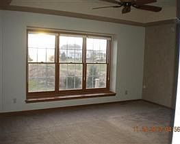 3rd image of 253 Brooke Ln