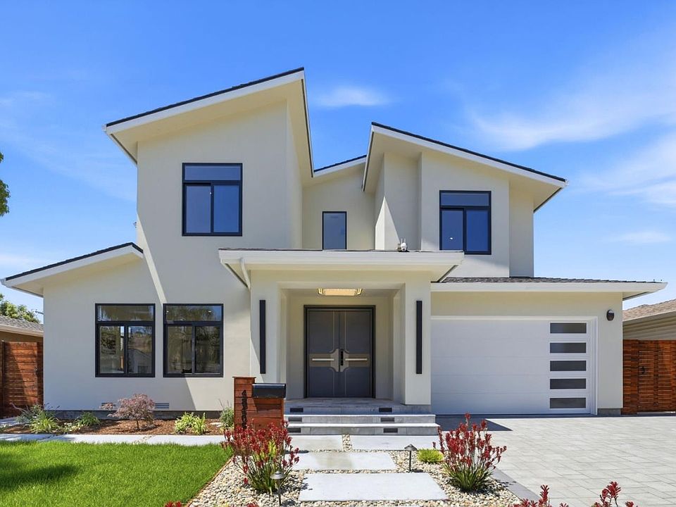 1st image of 48409 Cottonwood St