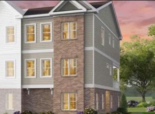 615 Commonwealth Dr, Yorktown, VA 23693