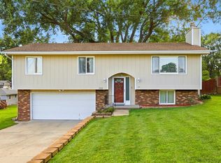 908 N Vine St, Glenwood, IA 51534