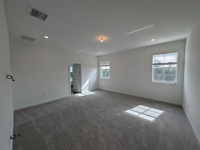 6831 Cobia Cir — Photo 8