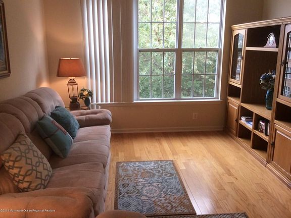 2nd image of 431 Sophee Ln