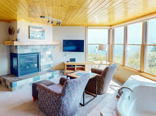 40 Surfside Dr #21-B, Tofte, MN 55615