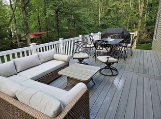 25 Kings Ct, Berkeley Heights, NJ 07922