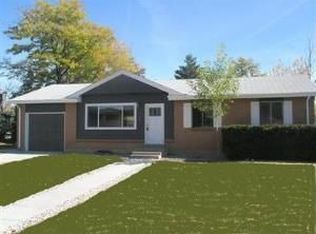 658 Elkhart St, Aurora, CO 80011