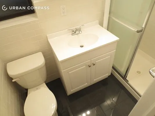 Rented by Compass | media 19