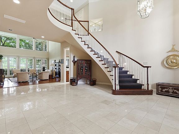 3rd image of 5909 Club Hill Pl