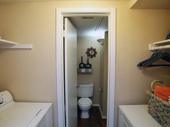 2nd image of 1210 El Camino Village Dr APT 4323
