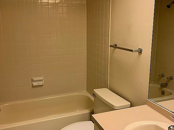 5th image of 3034 Eastland Blvd Unit D205