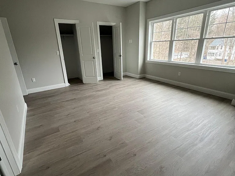 871 Elm St — Photo 33