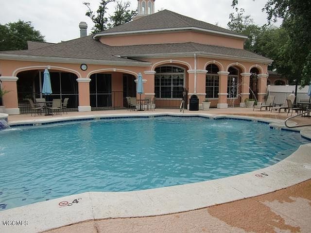 1st image of 2252 Beach Dr