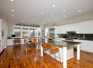 2208 Blossom Hill Ln, Escondido, CA 92029