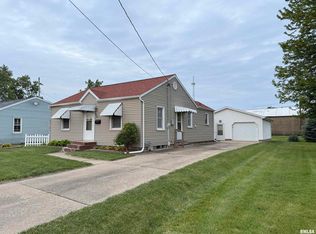 846 S 7th Ave, Canton, IL 61520