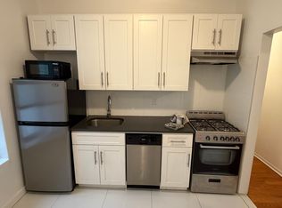 31-20 32nd St #4D, Astoria, NY 11106