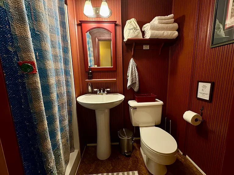 727 Town Mountain Rd — Photo 25