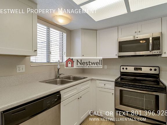 3rd image of 1419 Darling St APT 4