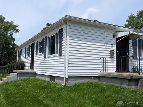 702 E Madison Ave, Springfield, OH 45503