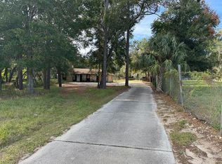 718 N Wekiwa Springs Rd, Apopka, FL 32712