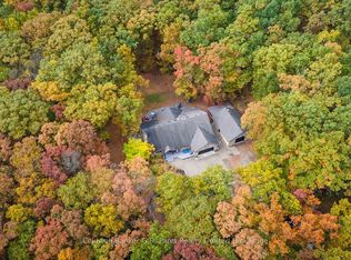 9862 Lakeshore Rd, Lambton Shores, ON N0M 1T0