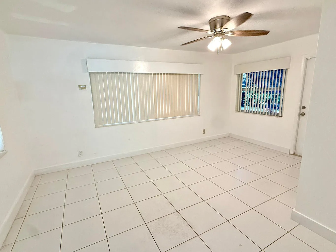 3 bed, 1451 sqft, $3,350 — Photo 2