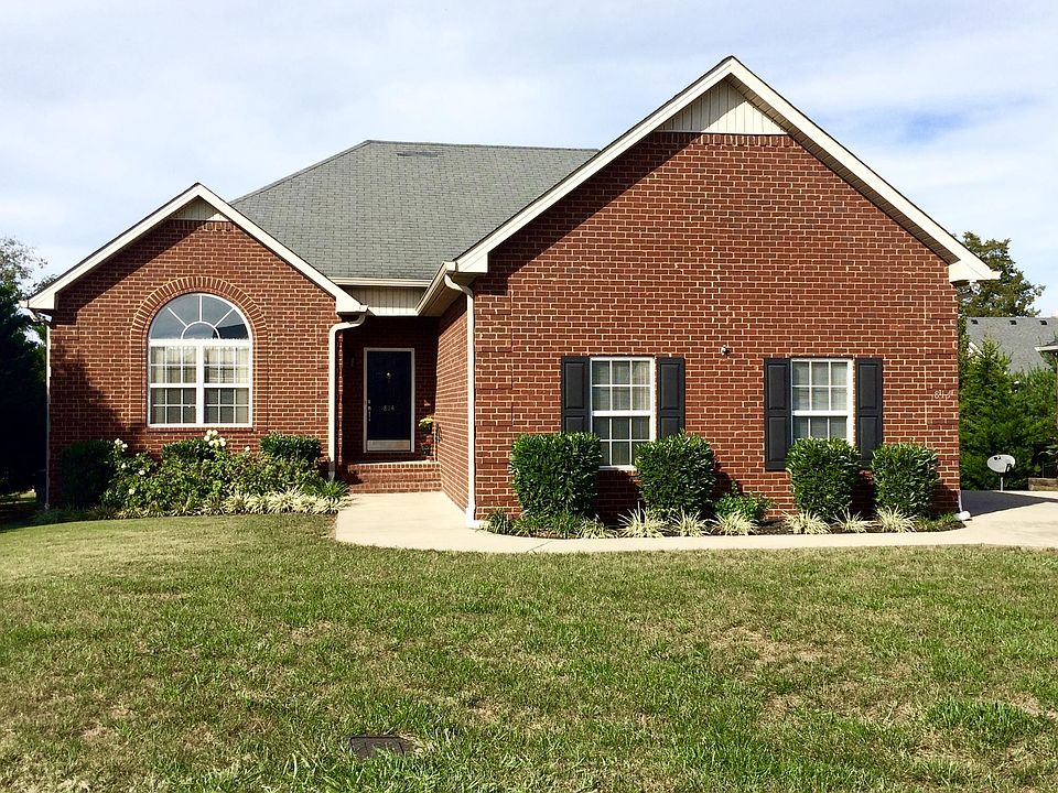1st image of 814 Ronald Dr